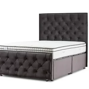 Carlton Set with Buttons and Footboard